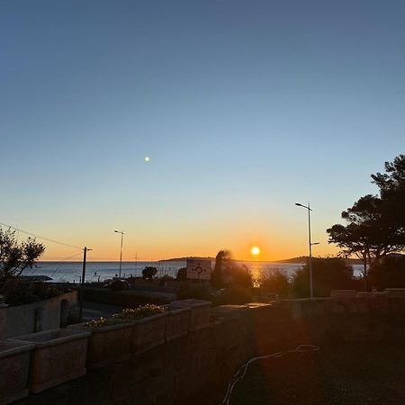 Villa Angelina Front Beach Гримо Екстериор снимка