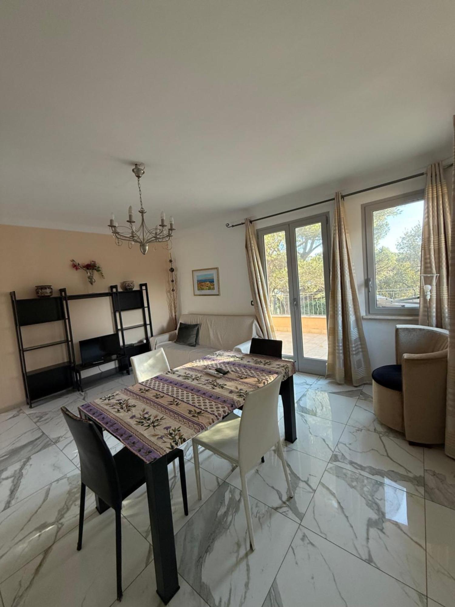 Villa Angelina Front Beach Гримо Екстериор снимка