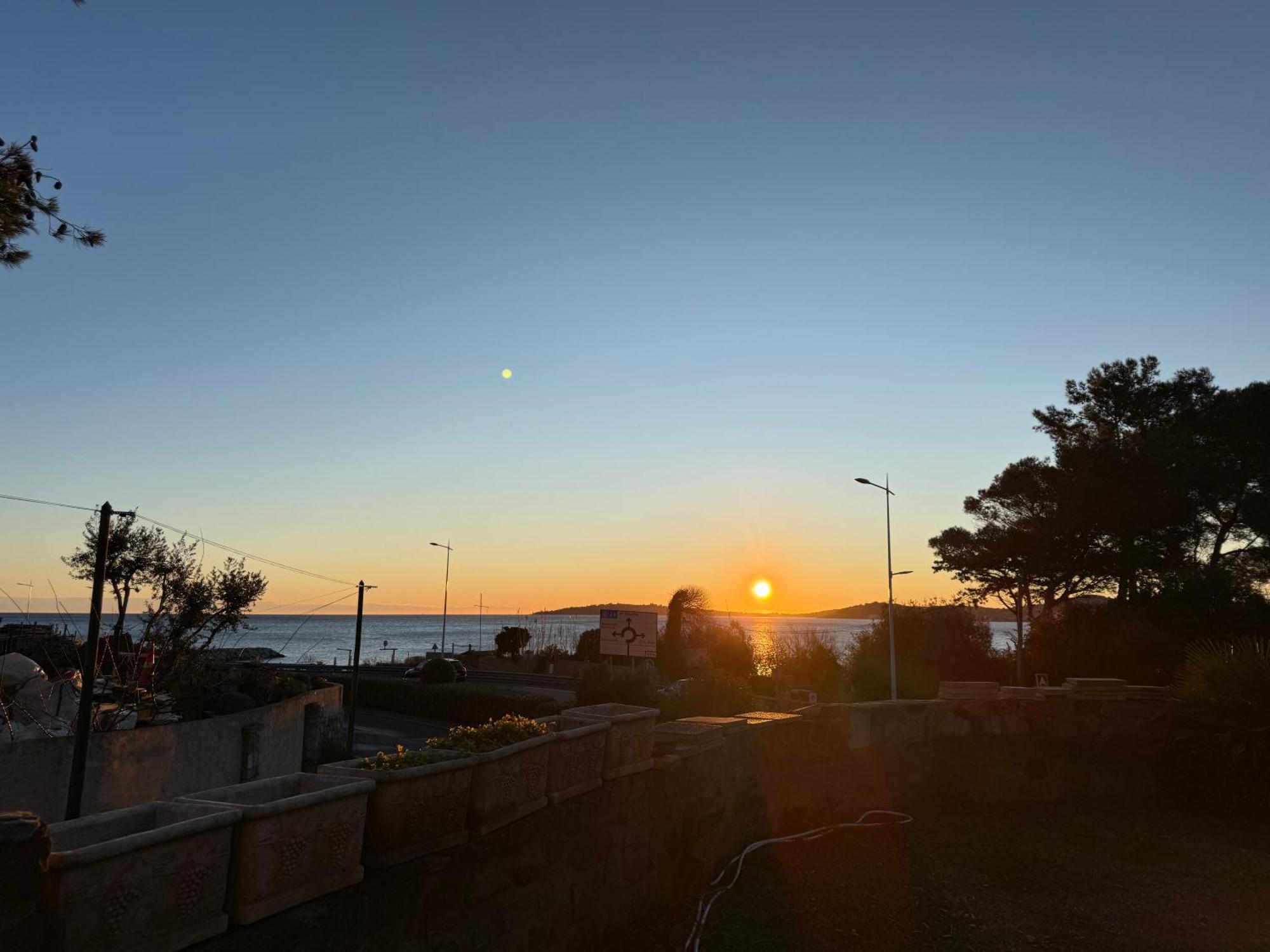 Villa Angelina Front Beach Гримо Екстериор снимка